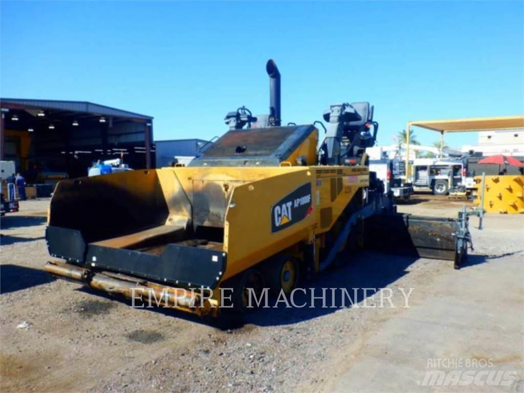 CAT AP1000F Pavatoare asfalt