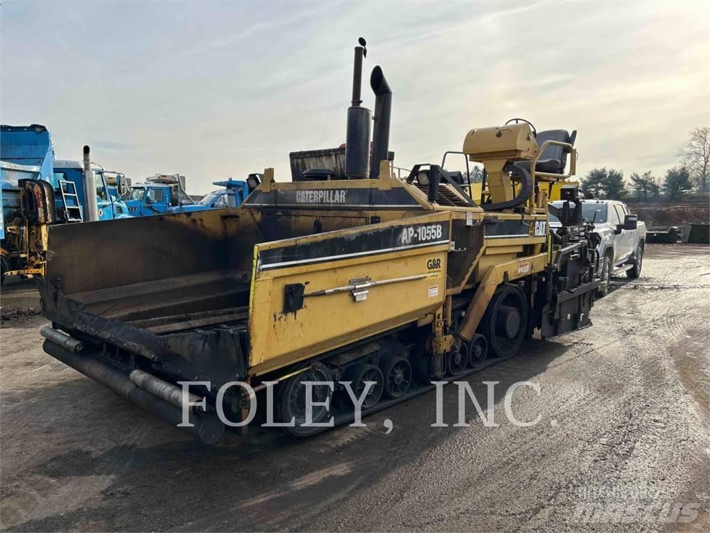 CAT AP1055B Pavatoare asfalt