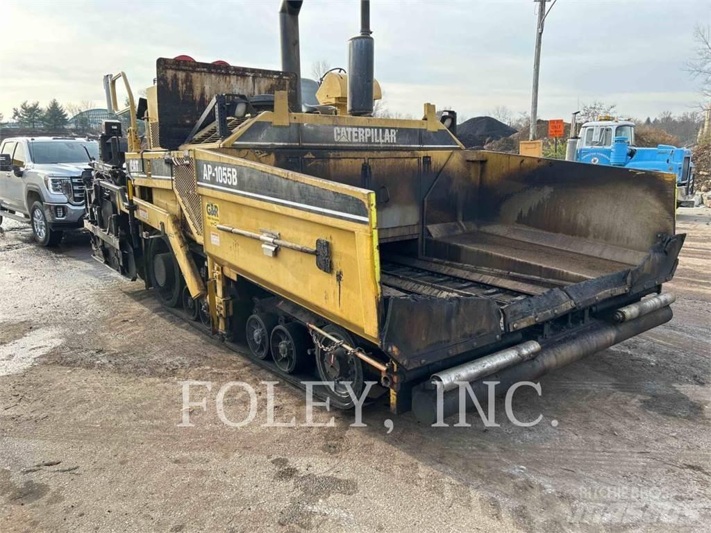 CAT AP1055B Pavatoare asfalt
