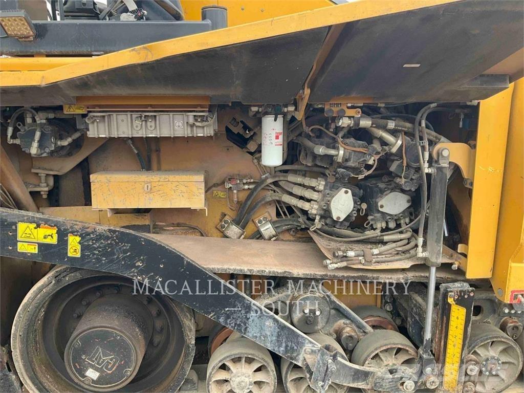 CAT AP1055F Pavatoare asfalt