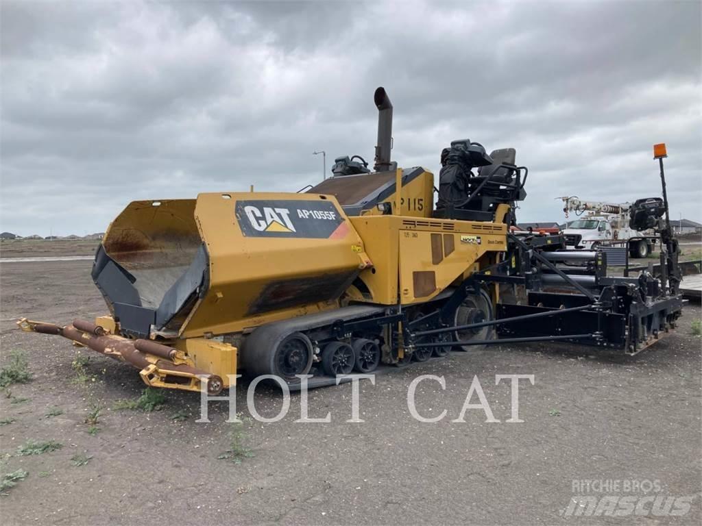 CAT AP1055F Pavatoare asfalt