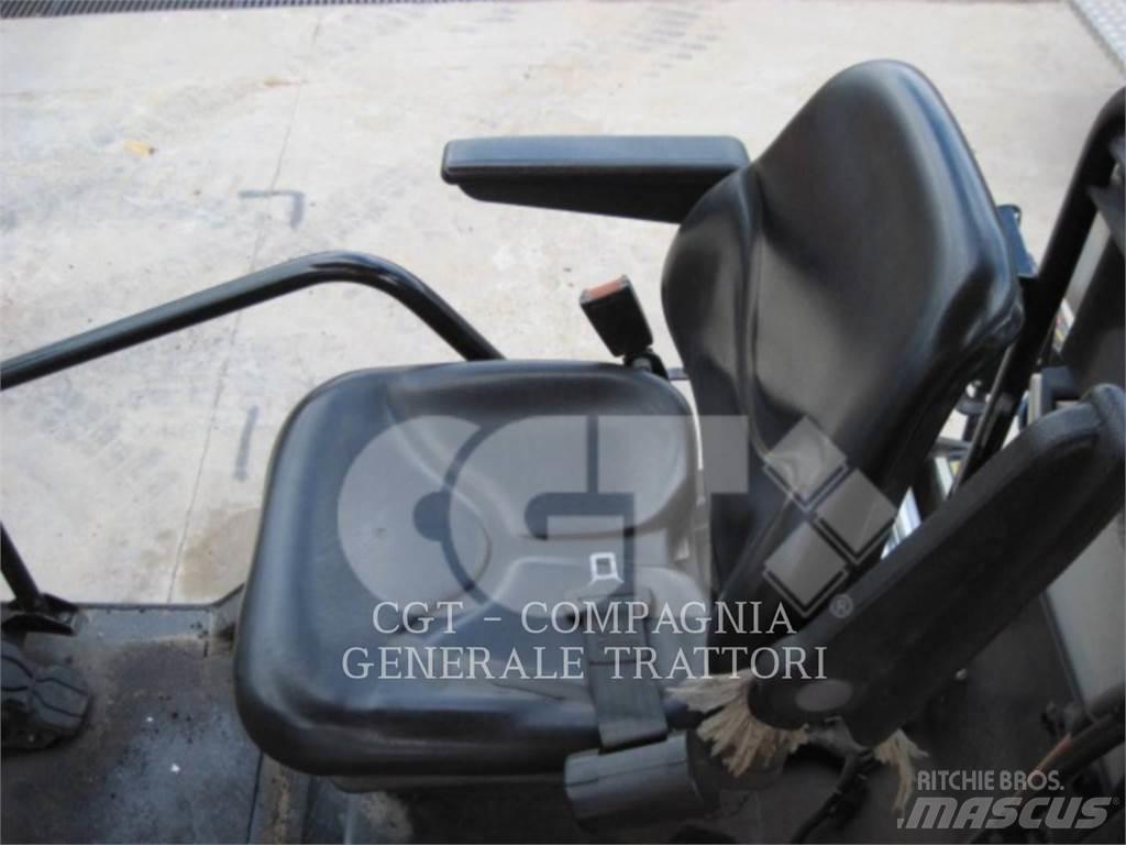 CAT AP300F Pavatoare asfalt