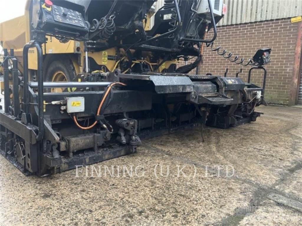 CAT AP300F Pavatoare asfalt