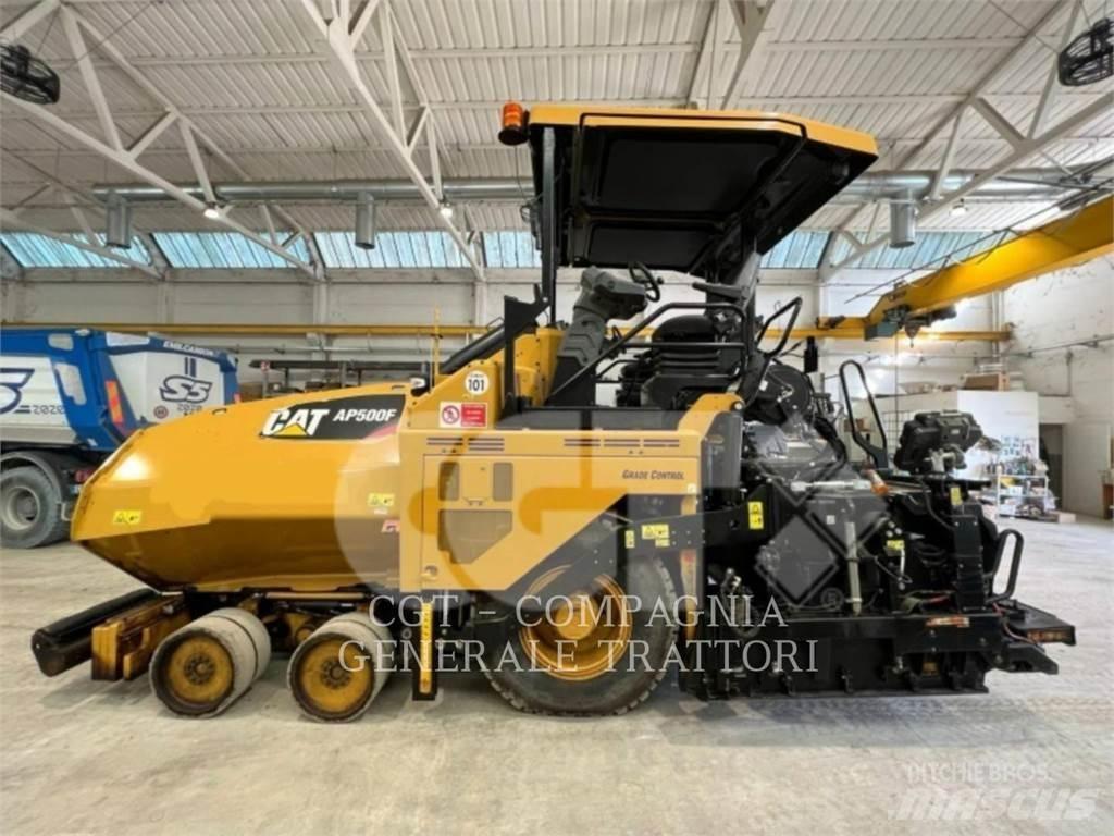 CAT AP500F Pavatoare asfalt