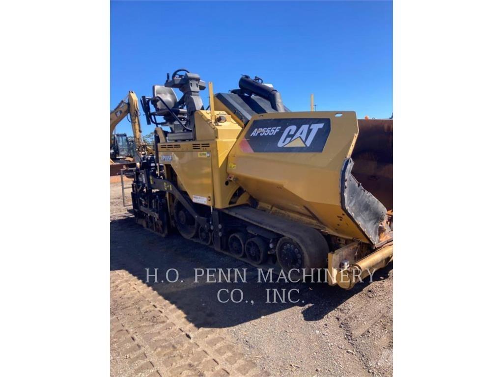 CAT AP555F Pavatoare asfalt