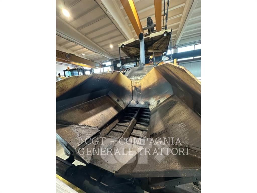 CAT AP600D Pavatoare asfalt