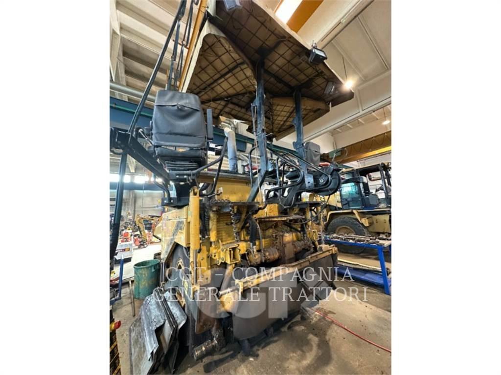 CAT AP600D Pavatoare asfalt
