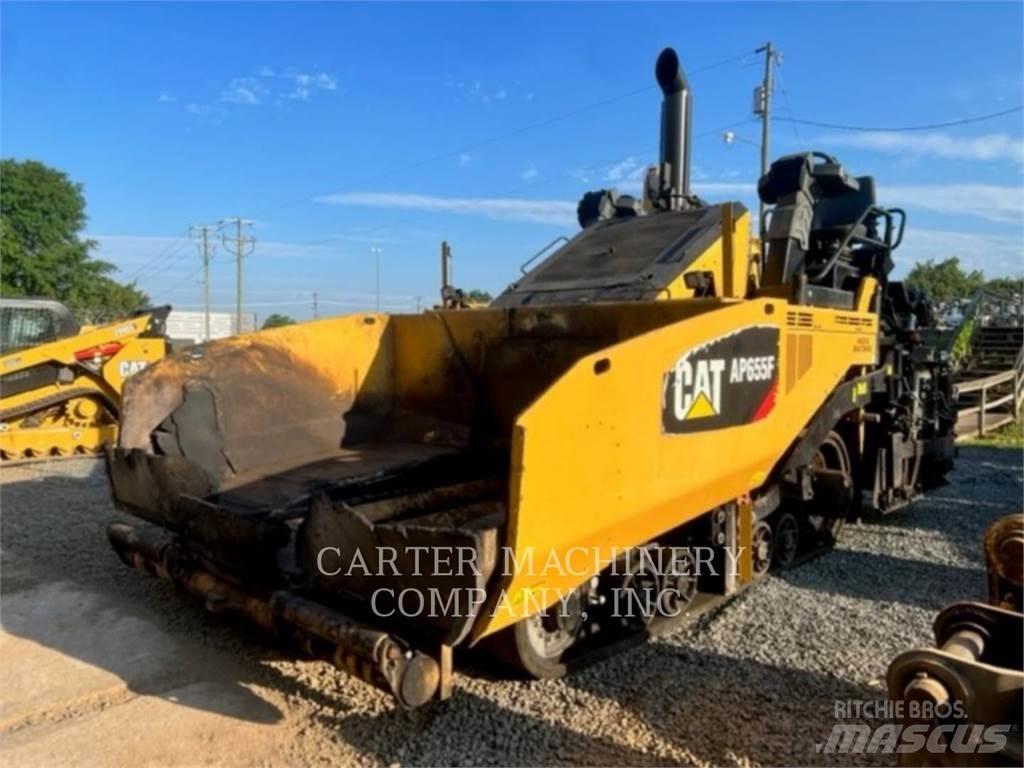 CAT AP655F Pavatoare asfalt
