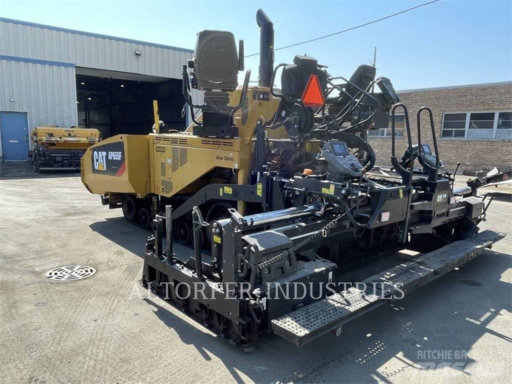 CAT AP655F Pavatoare asfalt