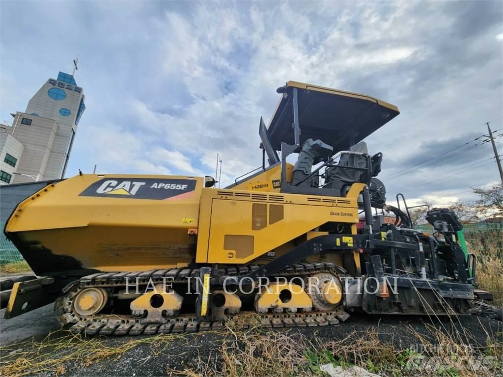 CAT AP655F Pavatoare asfalt