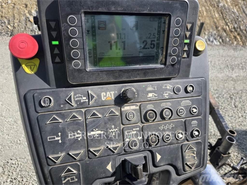 CAT AP655F Pavatoare asfalt
