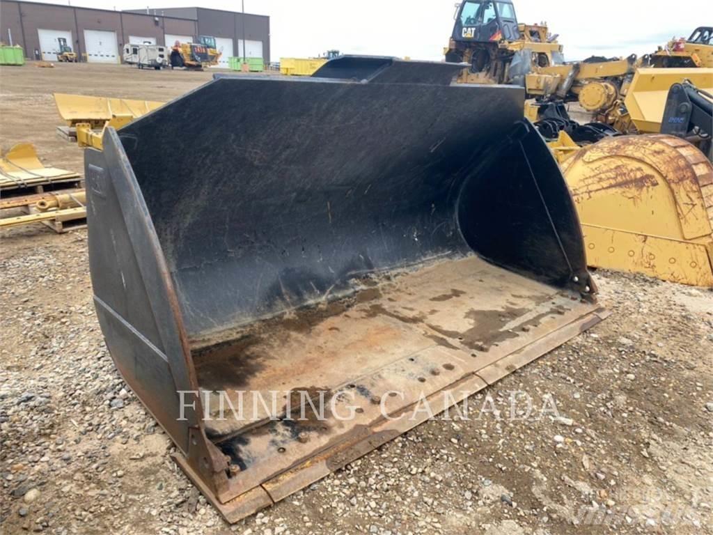 CAT ATTACHMENTS 950K Pistoane