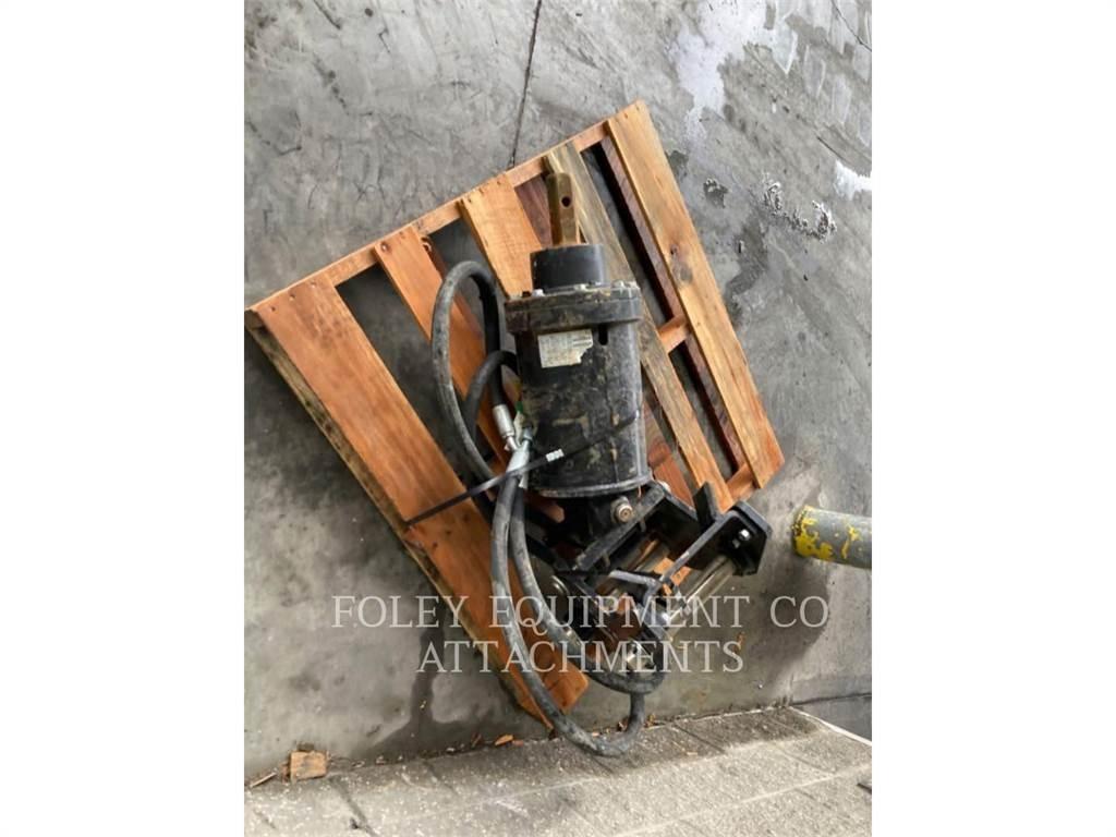CAT AUBHLA68 Buldoexcavatoare