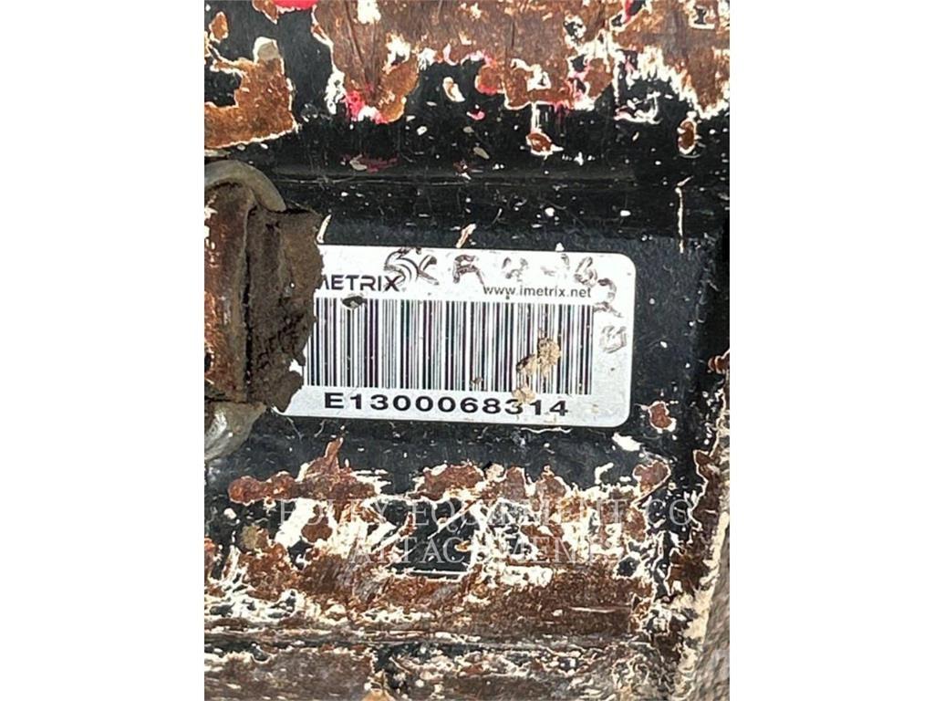 CAT BK300P15 Excavatoare pe șenile
