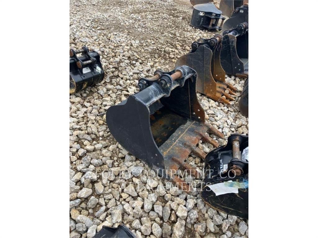 CAT BK303P32 Excavatoare pe șenile
