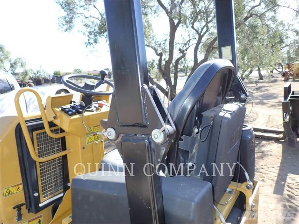 CAT CB1.7 Cilindri compactori dubli