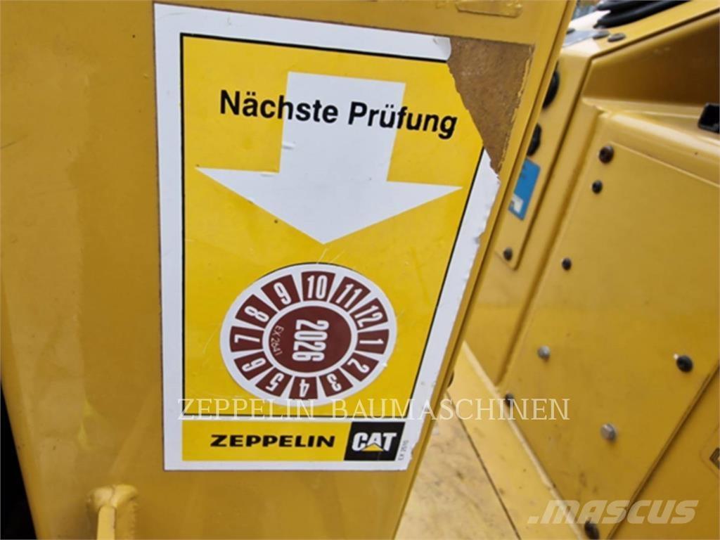 CAT CB1.7 Compactoare sol