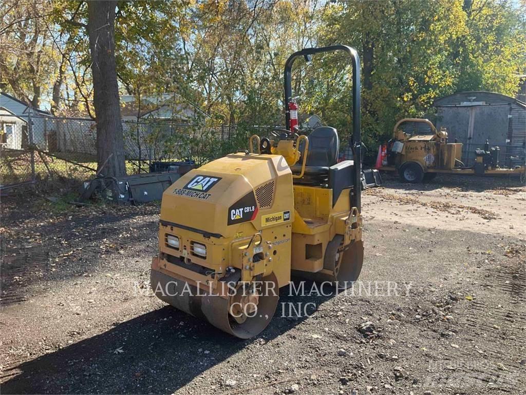 CAT CB1.8 Cilindri compactori dubli