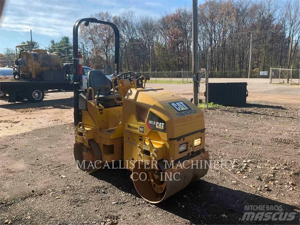 CAT CB1.8 Cilindri compactori dubli