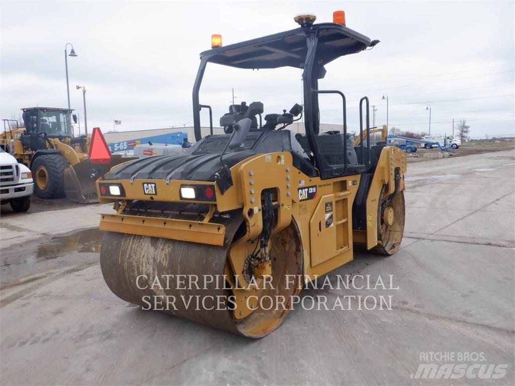 CAT CB10 Cilindri compactori dubli