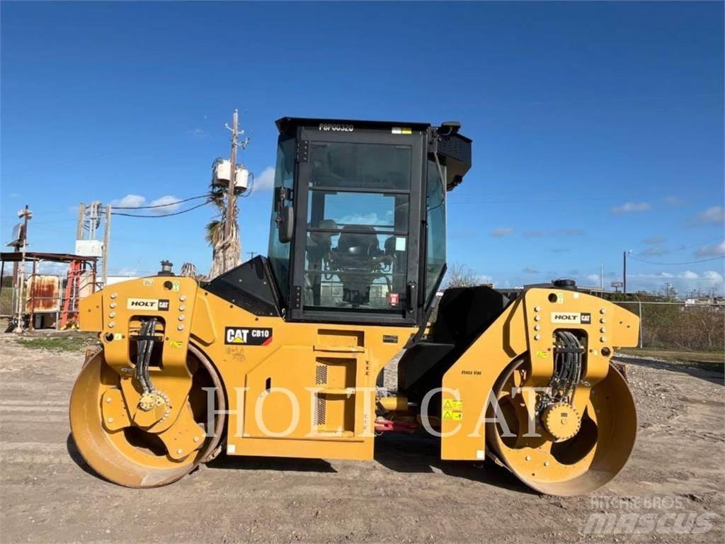 CAT CB10 Compactoare monocilindrice