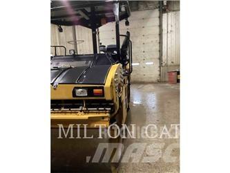 CAT CB13 Compactoare sol