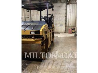 CAT CB13 Compactoare sol