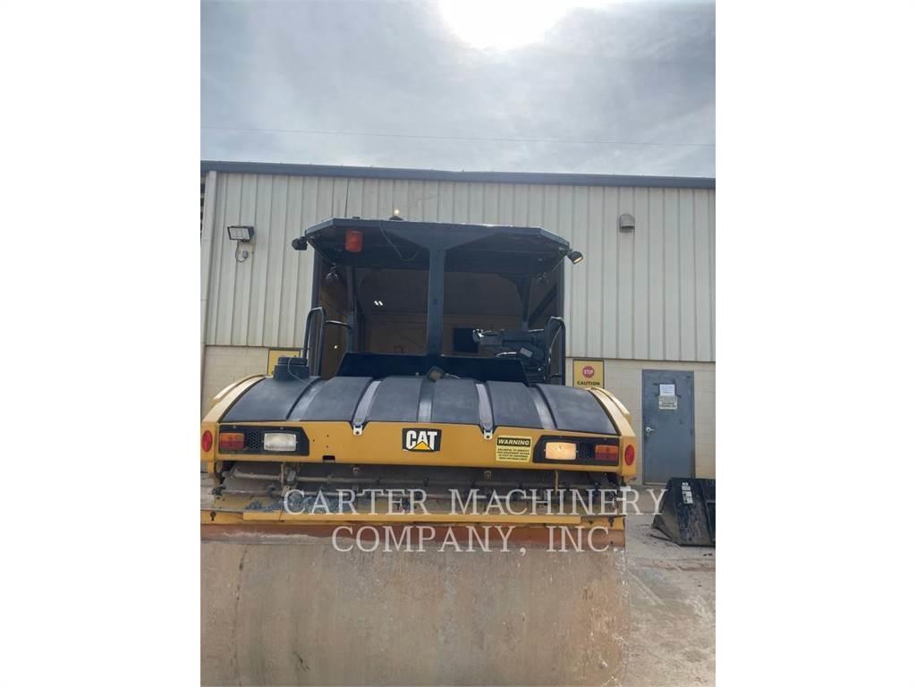 CAT CB13 Compactoare sol