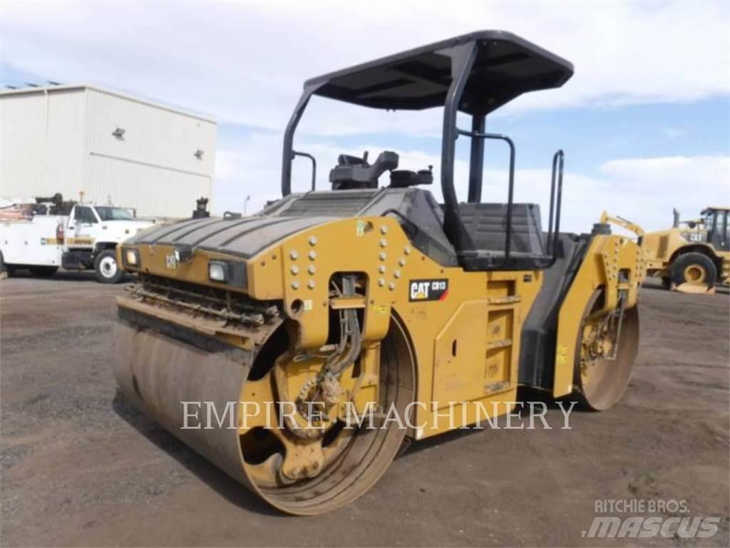 CAT CB13 Cilindri compactori dubli