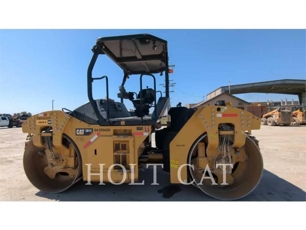 CAT CB13 Compactoare monocilindrice