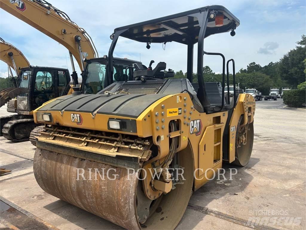 CAT CB13 OSC Cilindri compactori dubli