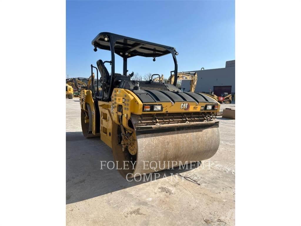 CAT CB15 Compactoare sol