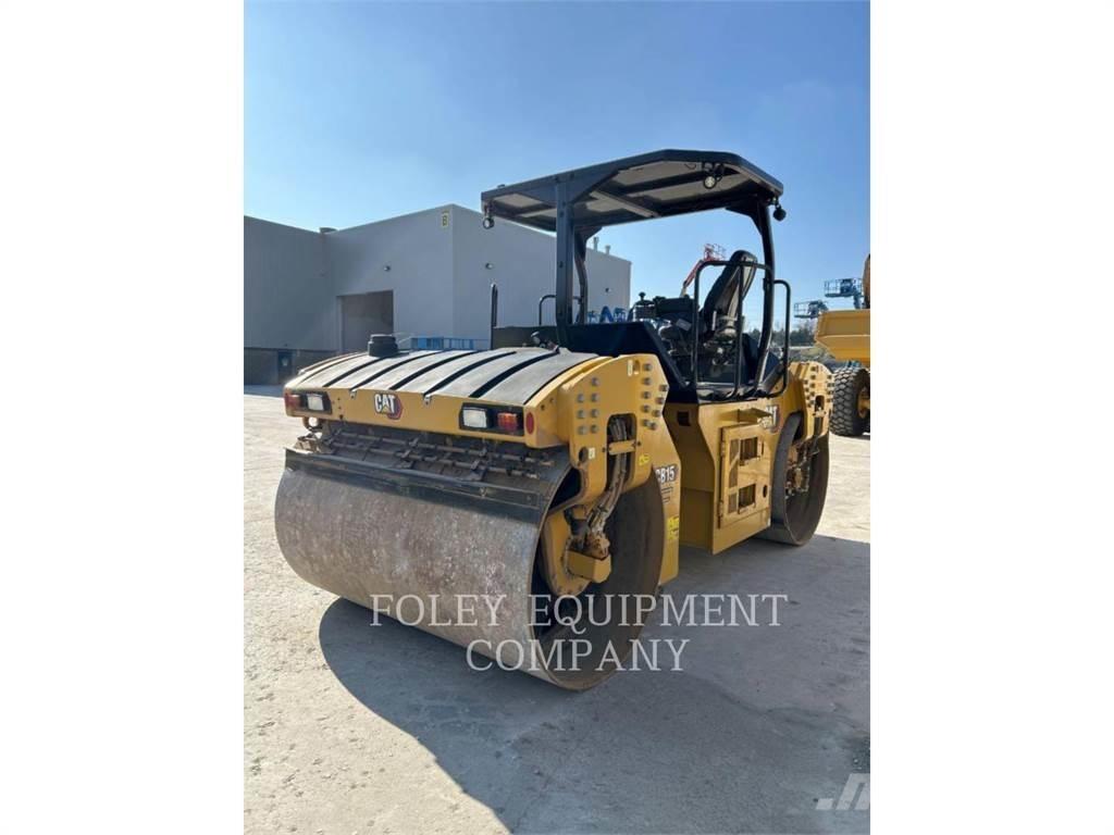 CAT CB15 Compactoare sol