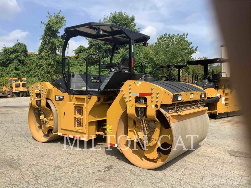 CAT CB15 Cilindri compactori dubli