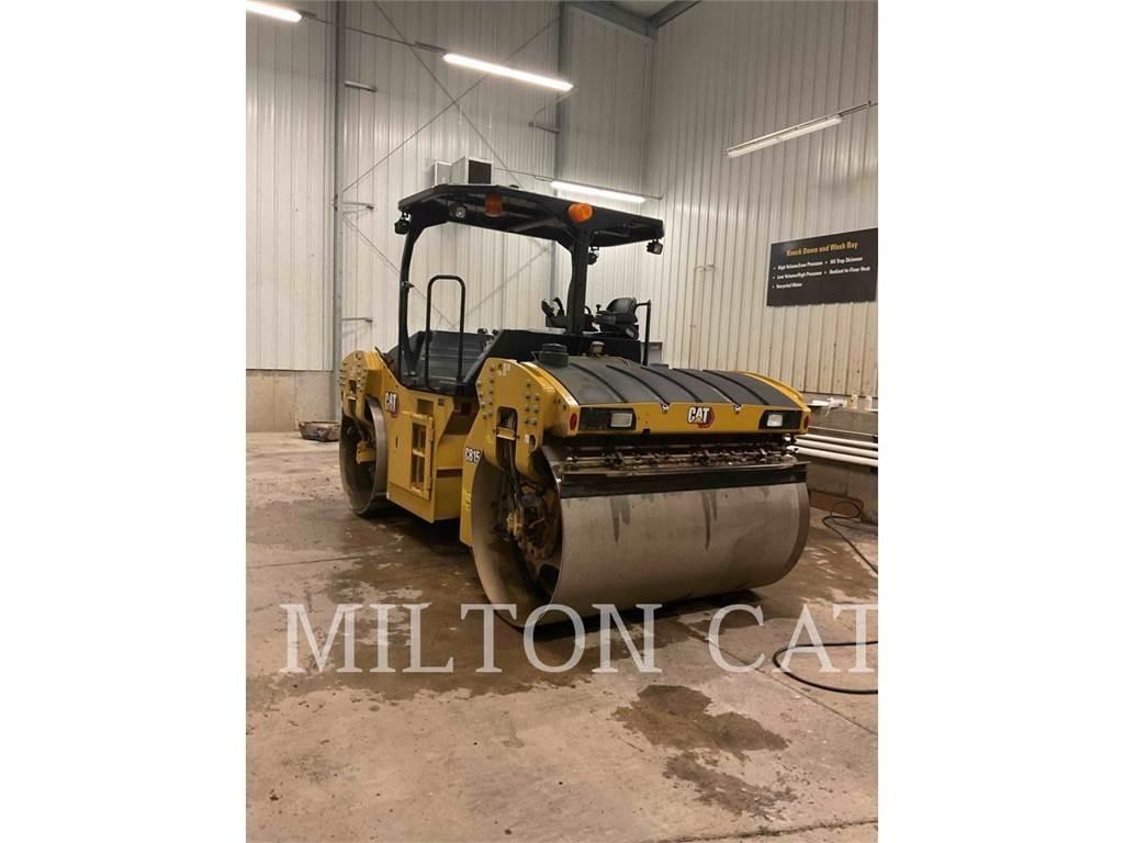 CAT CB15 Compactoare sol