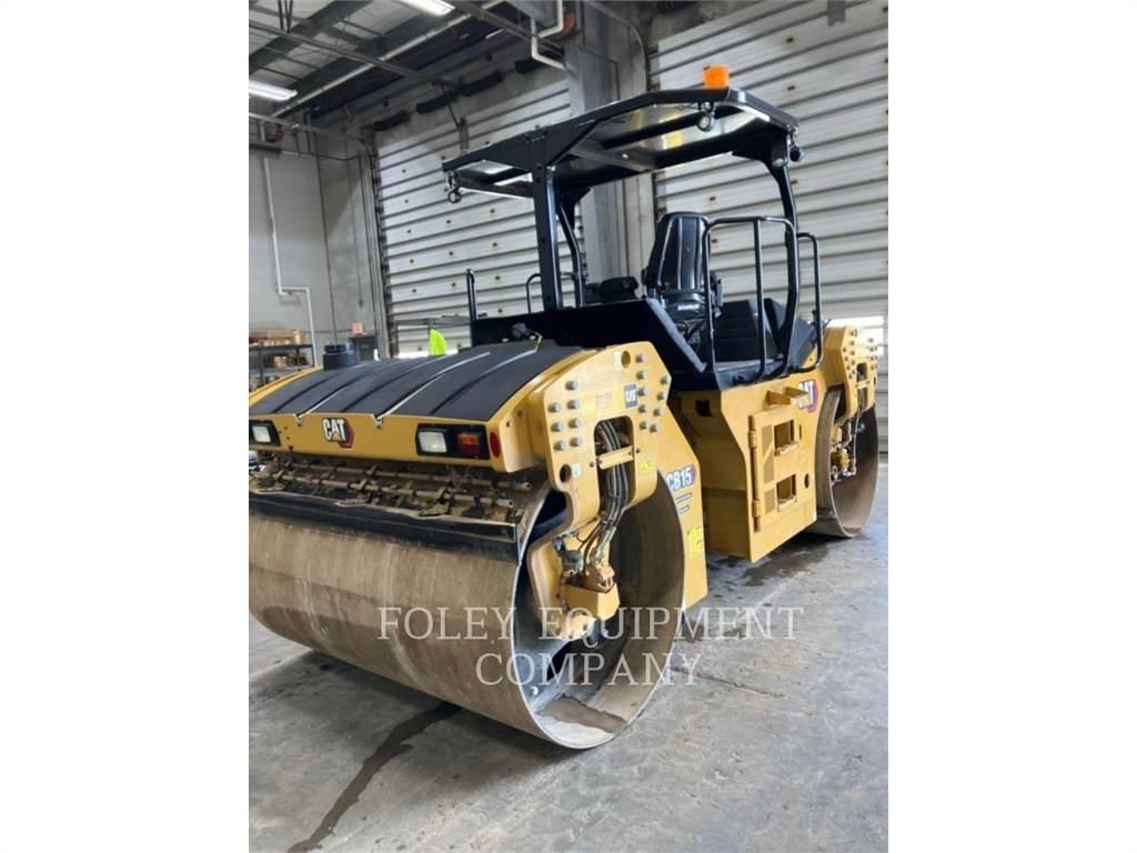 CAT CB15 Compactoare sol