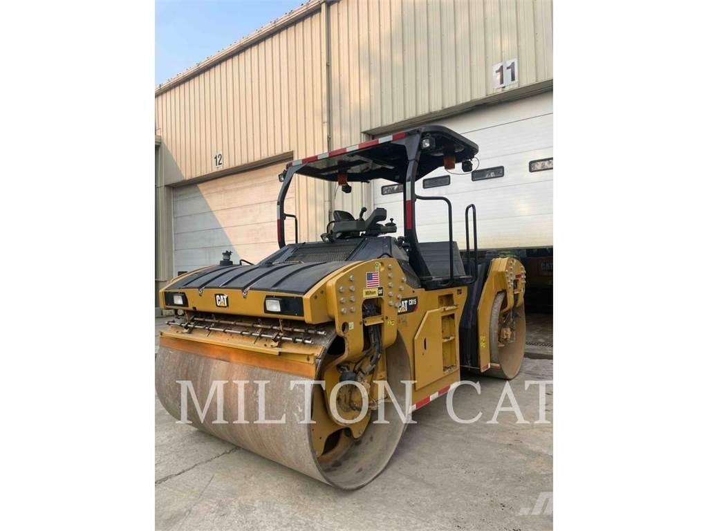 CAT CB15 Compactoare sol
