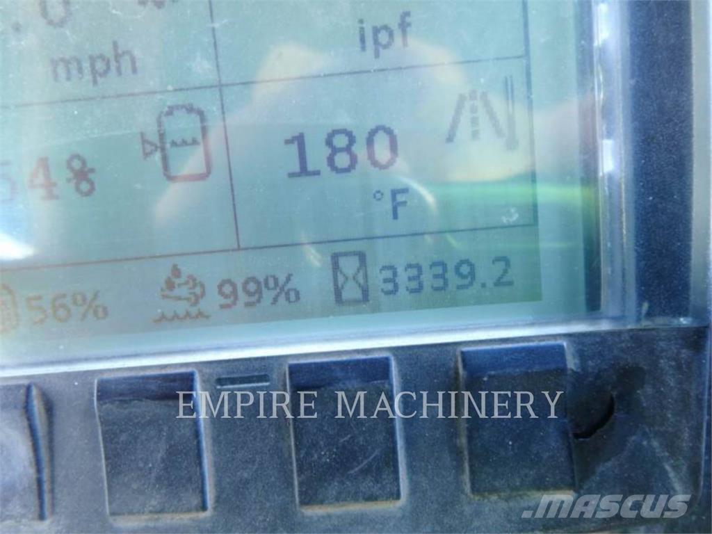 CAT CB15 Cilindri compactori dubli