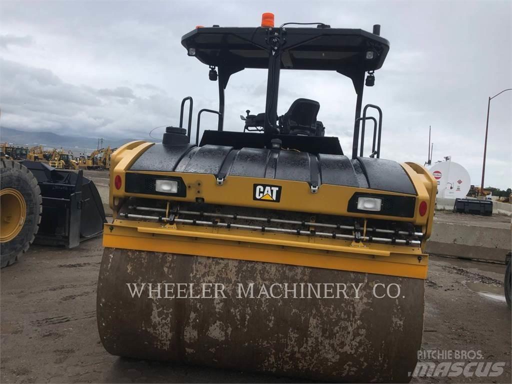 CAT CB15 Cilindri compactori dubli
