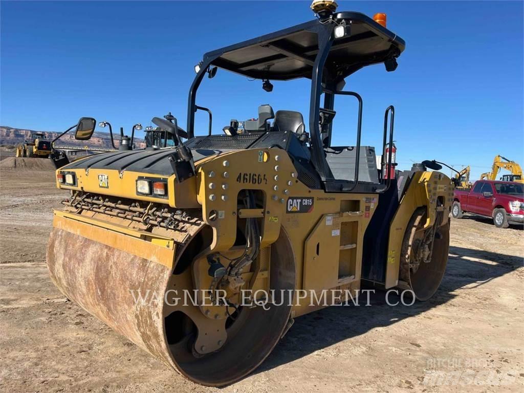 CAT CB15 Compactoare sol