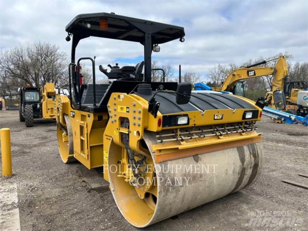 CAT CB15-01 Compactoare sol
