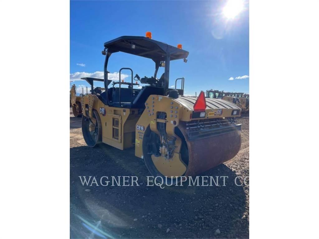CAT CB16 Compactoare sol