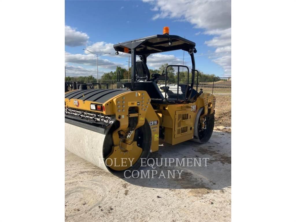 CAT CB16 Compactoare sol