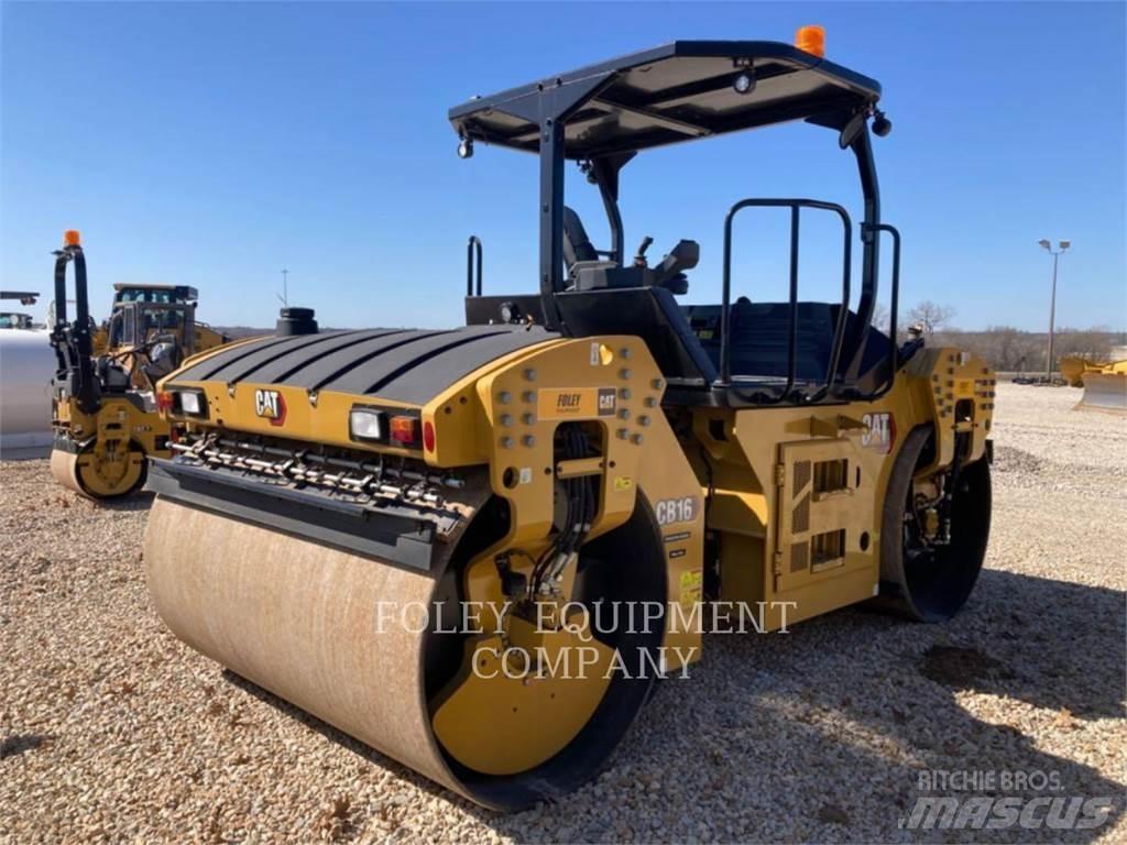 CAT CB16 Compactoare sol