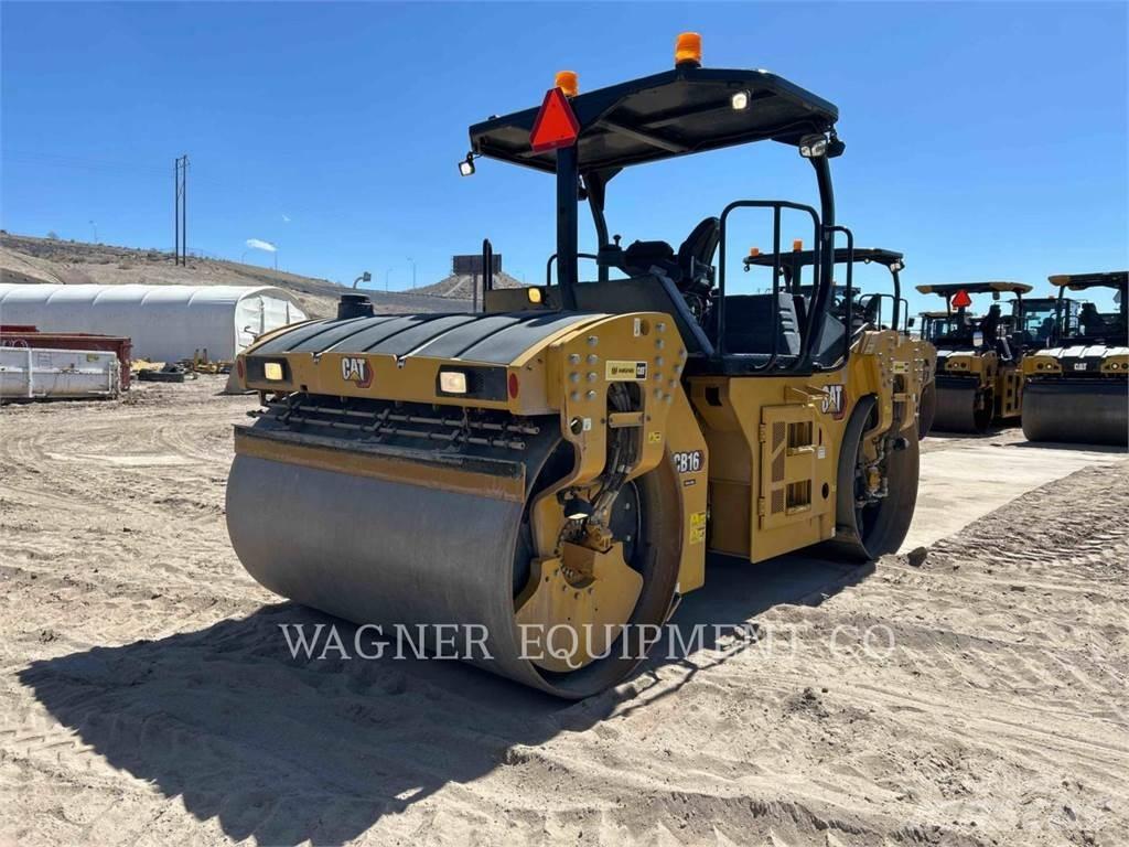 CAT CB16 Compactoare sol