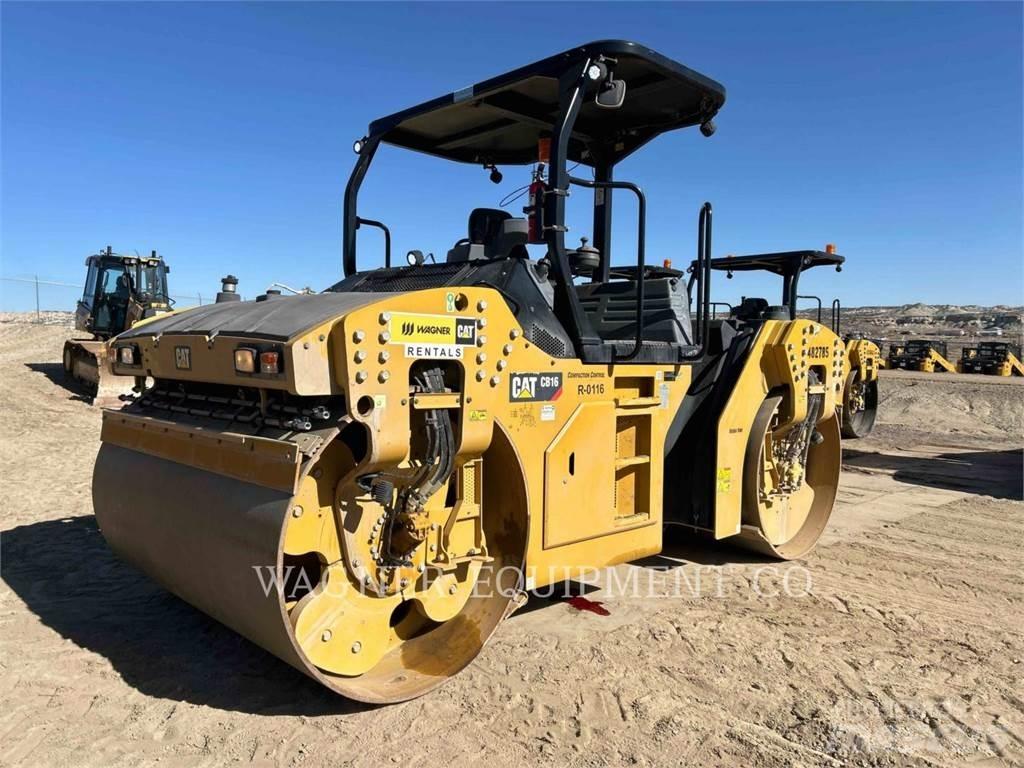 CAT CB16 Compactoare sol