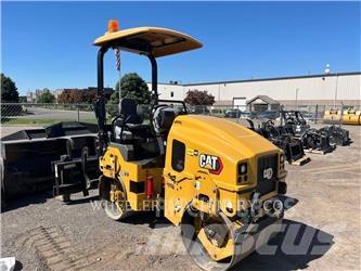 CAT CB2.5 Cilindri compactori dubli