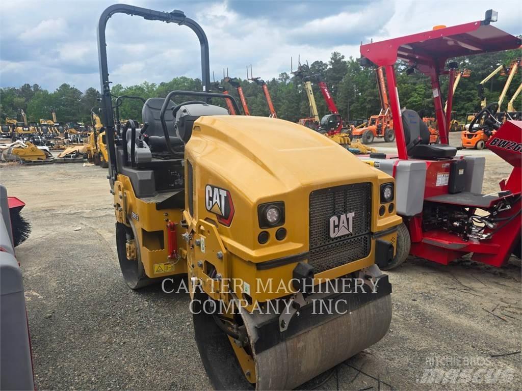CAT CB2.5 Compactoare sol