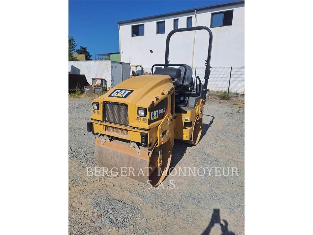 CAT CB2.5 Compactoare sol