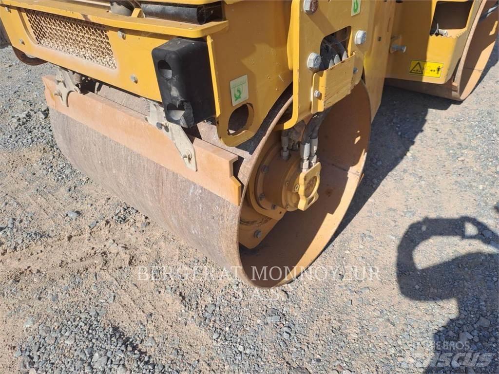 CAT CB2.5 Compactoare sol